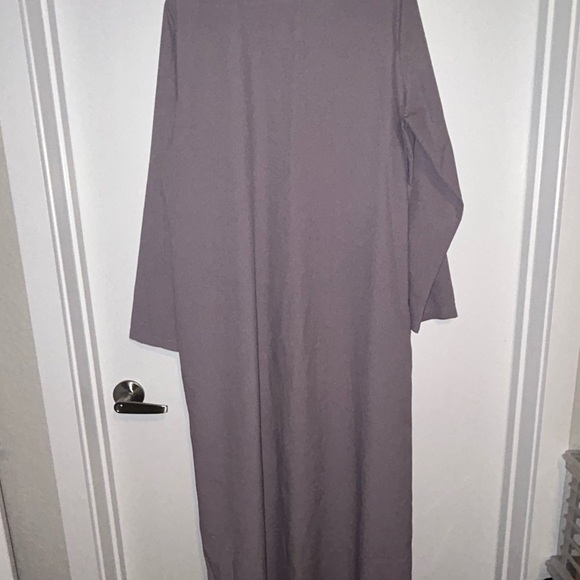 Lavender/Lilac Turkish Zippered Abaya - Picture 2 of 6